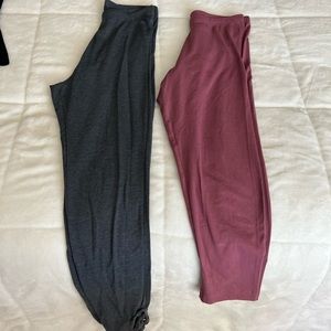 Women’s Old Navy leggings. SET of 2!!!!